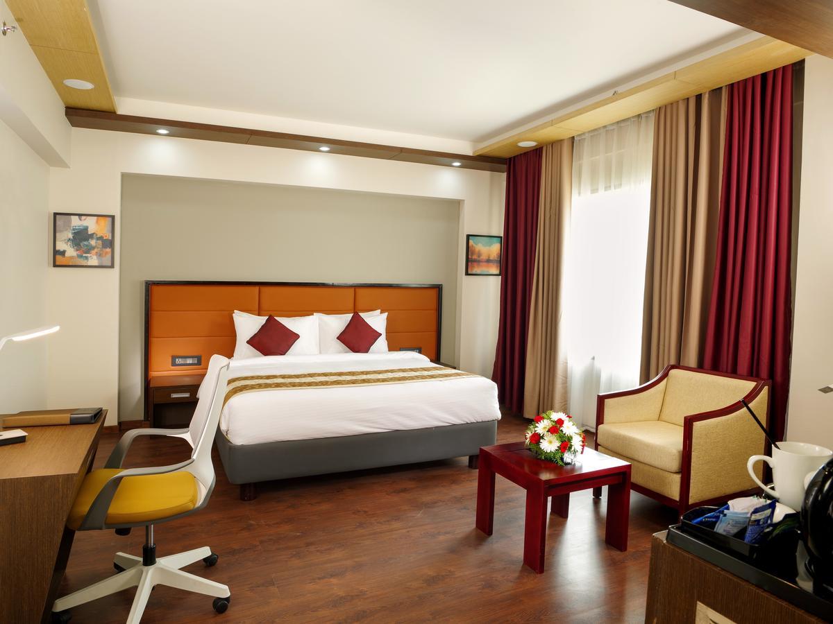 Dimora Hotels And Resorts Тривандрум Экстерьер фото