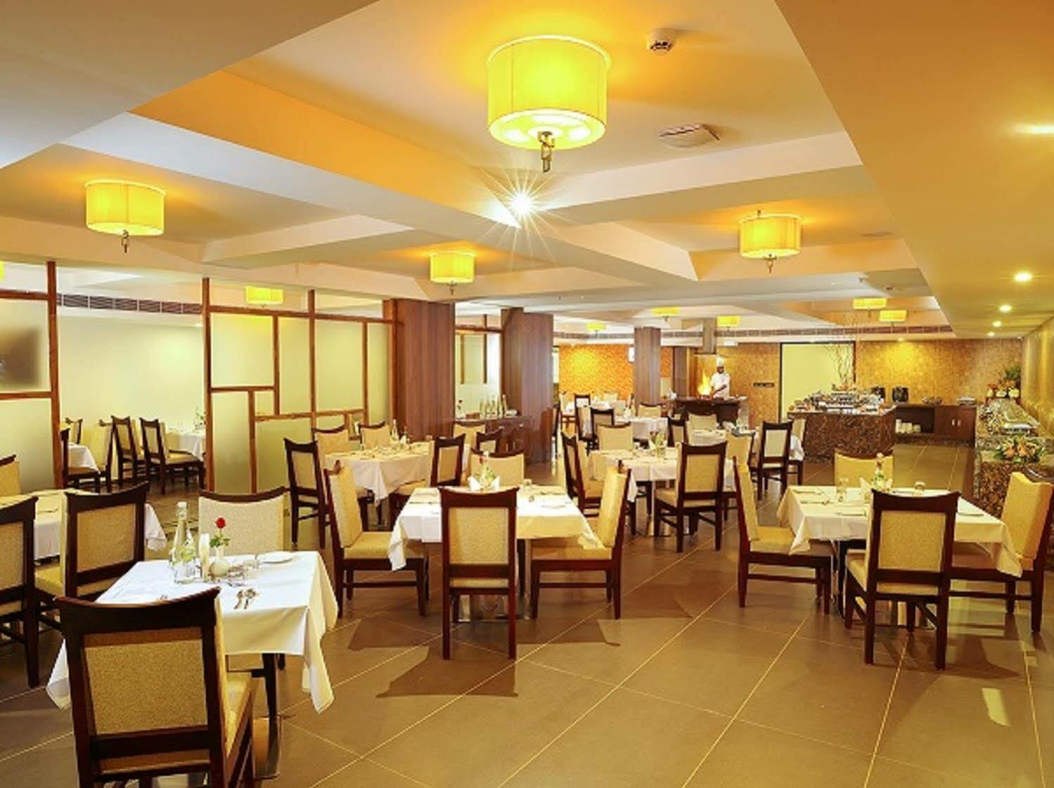 Dimora Hotels And Resorts Тривандрум Экстерьер фото